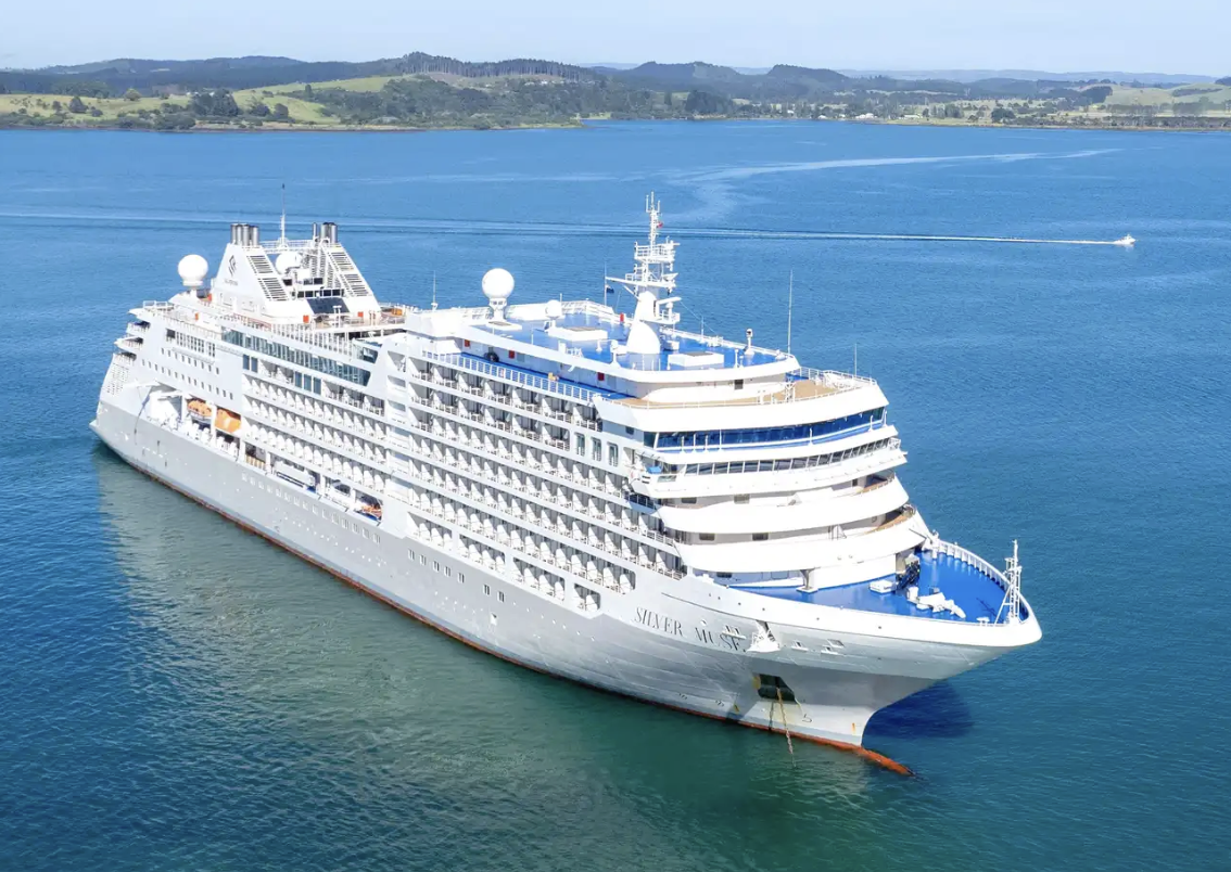 Cruise Ship